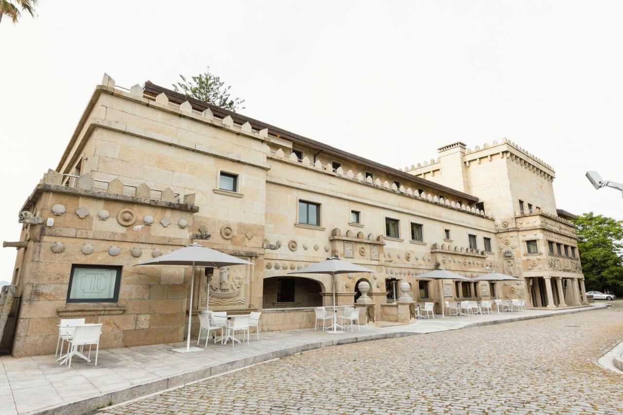 Pazo Los Escudos Hotel Spa & Resort Vigo Eksteriør bilde The museum building