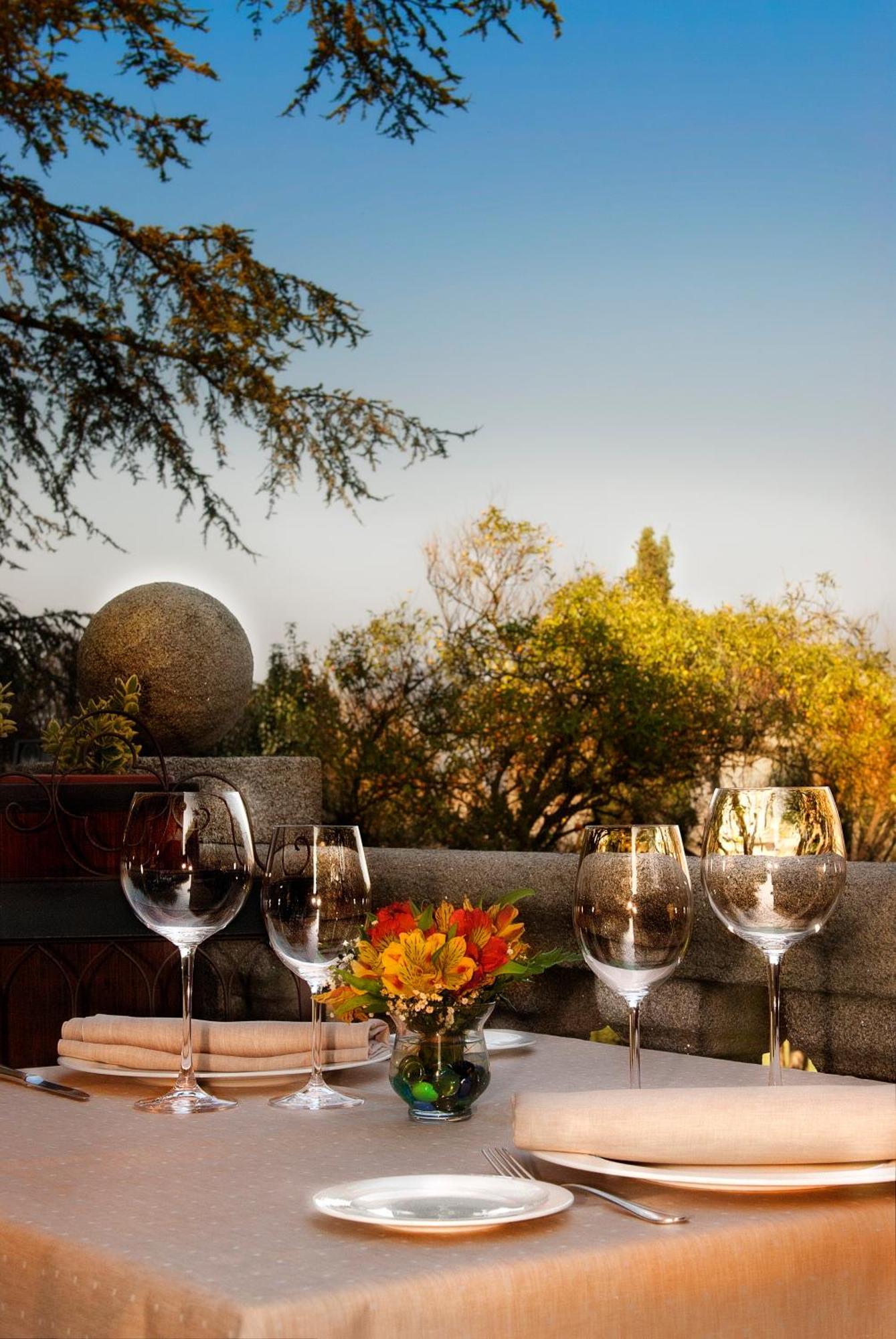 Pazo Los Escudos Hotel Spa & Resort Vigo Eksteriør bilde Wine at the winery